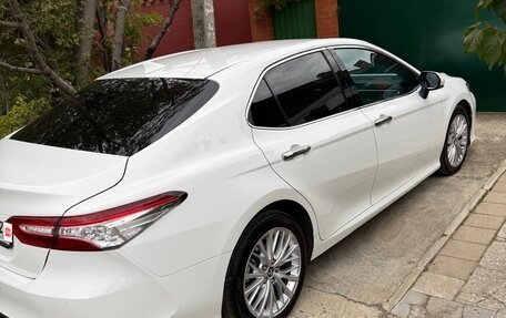Toyota Camry, 2018 год, 2 865 000 рублей, 4 фотография