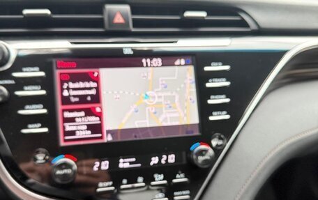 Toyota Camry, 2018 год, 2 865 000 рублей, 8 фотография
