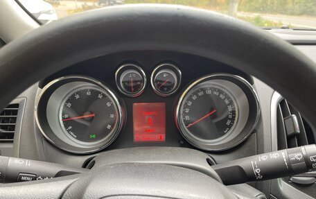 Opel Astra J, 2014 год, 920 000 рублей, 5 фотография