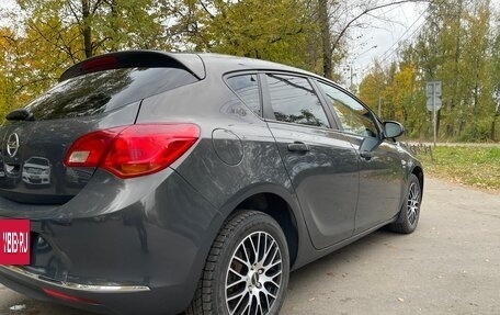 Opel Astra J, 2014 год, 920 000 рублей, 7 фотография