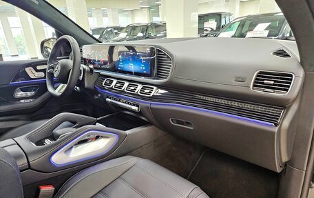 Mercedes-Benz GLS, 2025 год, 17 899 000 рублей, 15 фотография