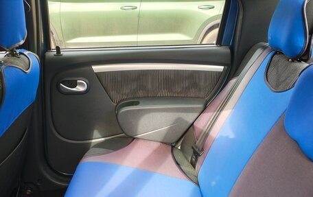 Renault Logan I, 2012 год, 680 000 рублей, 8 фотография