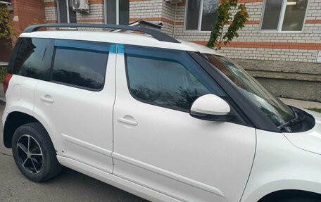 Skoda Yeti I рестайлинг, 2014 год, 1 425 000 рублей, 3 фотография
