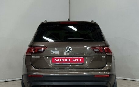 Volkswagen Tiguan II, 2017 год, 2 099 000 рублей, 4 фотография