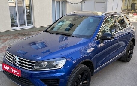Volkswagen Touareg III, 2017 год, 4 230 000 рублей, 2 фотография