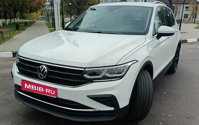 Volkswagen Tiguan II, 2021 год, 3 650 000 рублей, 1 фотография