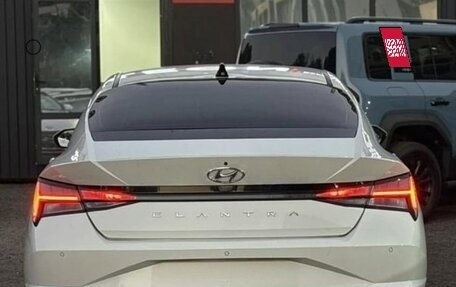 Hyundai Elantra, 2022 год, 1 450 000 рублей, 3 фотография