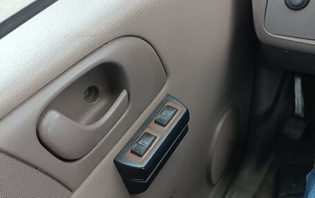 Dodge Caravan IV, 2001 год, 325 000 рублей, 27 фотография