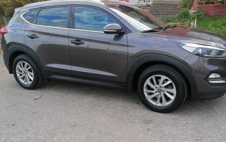 Hyundai Tucson III, 2018 год, 1 990 000 рублей, 19 фотография