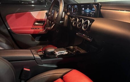Mercedes-Benz CLA, 2019 год, 3 599 999 рублей, 3 фотография