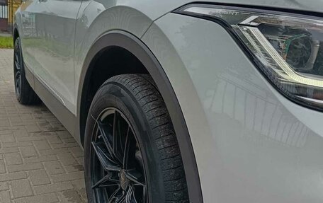 Volkswagen Tiguan II, 2021 год, 3 650 000 рублей, 11 фотография