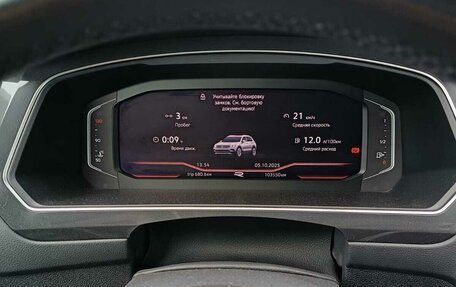 Volkswagen Tiguan II, 2021 год, 3 650 000 рублей, 10 фотография