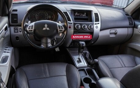 Mitsubishi Pajero Sport II рестайлинг, 2014 год, 1 890 000 рублей, 6 фотография