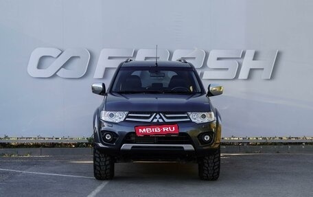 Mitsubishi Pajero Sport II рестайлинг, 2014 год, 1 890 000 рублей, 3 фотография