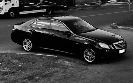 Mercedes-Benz E-Класс, 2009 год, 1 230 000 рублей, 1 фотография