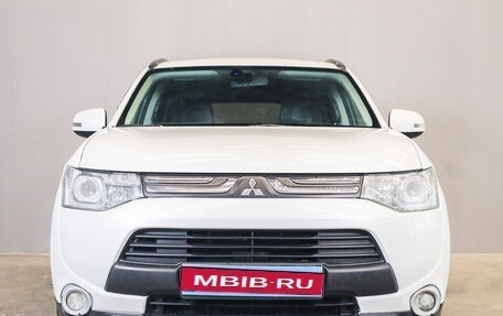 Mitsubishi Outlander III рестайлинг 3, 2013 год, 1 929 000 рублей, 1 фотография