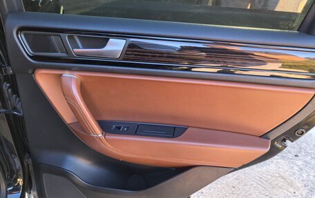 Volkswagen Touareg III, 2013 год, 2 200 000 рублей, 22 фотография