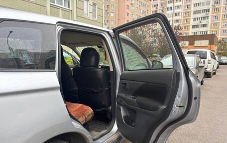 Mitsubishi Outlander III рестайлинг 3, 2012 год, 1 200 000 рублей, 15 фотография