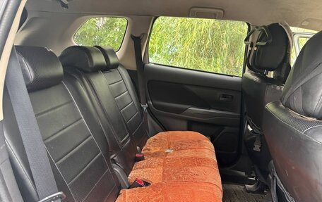 Mitsubishi Outlander III рестайлинг 3, 2012 год, 1 200 000 рублей, 6 фотография