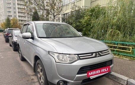 Mitsubishi Outlander III рестайлинг 3, 2012 год, 1 200 000 рублей, 18 фотография