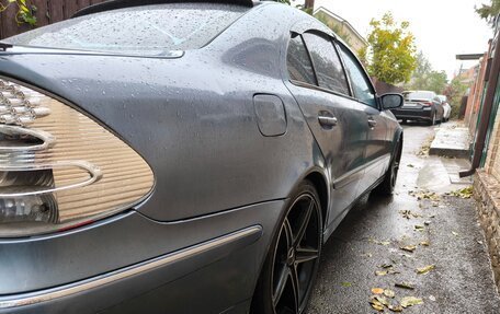 Mercedes-Benz E-Класс, 2004 год, 720 000 рублей, 13 фотография
