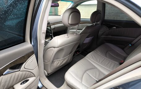 Mercedes-Benz E-Класс, 2004 год, 720 000 рублей, 5 фотография