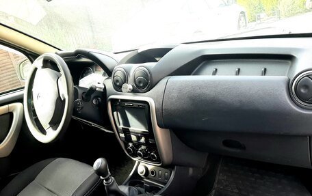 Renault Duster I рестайлинг, 2015 год, 710 000 рублей, 2 фотография