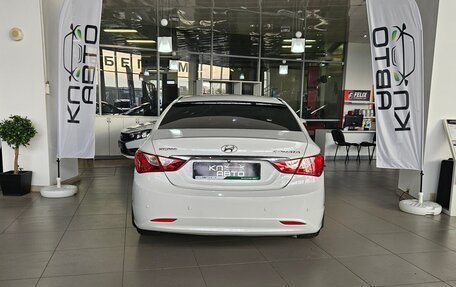 Hyundai Sonata VI, 2012 год, 979 000 рублей, 4 фотография