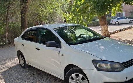 Volkswagen Polo VI (EU Market), 2014 год, 320 000 рублей, 2 фотография