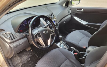 Hyundai Solaris II рестайлинг, 2011 год, 655 000 рублей, 5 фотография