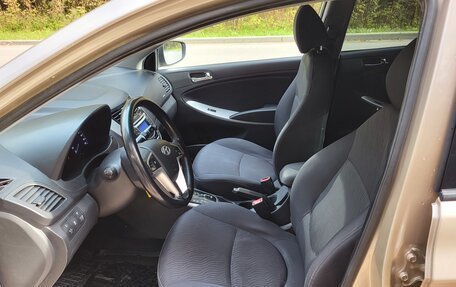 Hyundai Solaris II рестайлинг, 2011 год, 655 000 рублей, 6 фотография