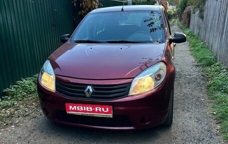 Renault Sandero I, 2012 год, 810 000 рублей, 1 фотография