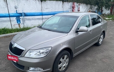 Skoda Octavia, 2011 год, 850 000 рублей, 2 фотография