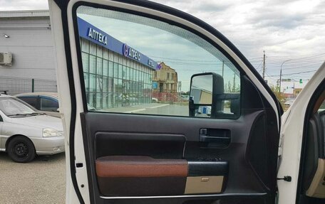Toyota Tundra II, 2010 год, 5 000 000 рублей, 11 фотография