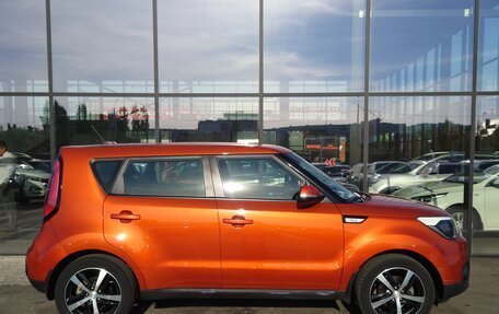 KIA Soul II рестайлинг, 2017 год, 1 452 000 рублей, 4 фотография