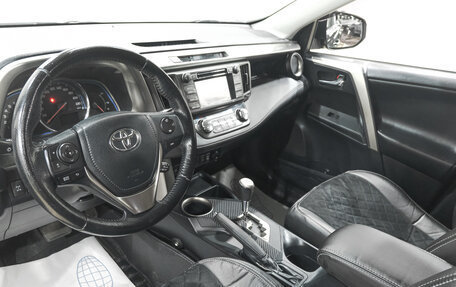 Toyota RAV4, 2013 год, 2 269 000 рублей, 8 фотография