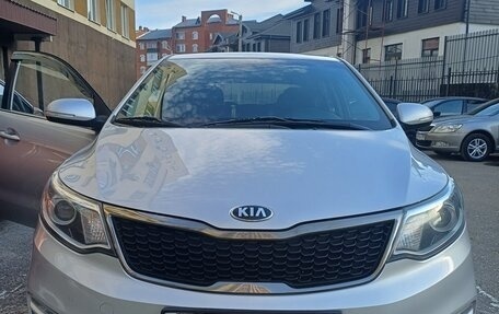 KIA Rio III рестайлинг, 2016 год, 980 000 рублей, 2 фотография