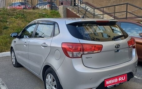 KIA Rio III рестайлинг, 2016 год, 980 000 рублей, 3 фотография