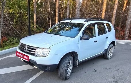 Renault Duster I рестайлинг, 2014 год, 1 040 000 рублей, 3 фотография