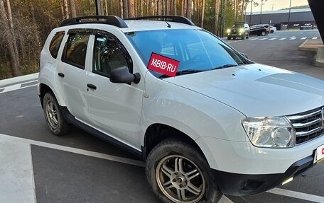 Renault Duster I рестайлинг, 2014 год, 1 040 000 рублей, 2 фотография
