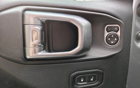 Jeep Wrangler, 2020 год, 3 800 000 рублей, 11 фотография