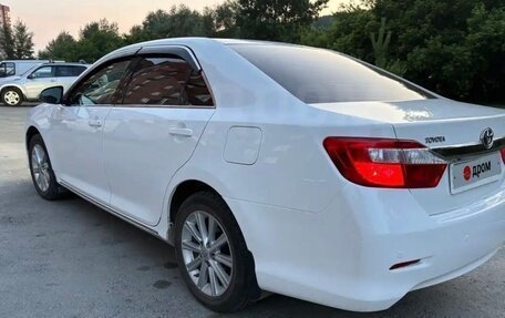 Toyota Camry, 2014 год, 1 680 000 рублей, 3 фотография