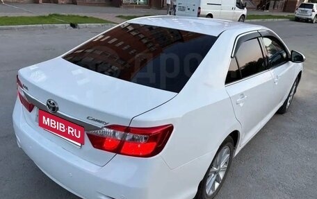 Toyota Camry, 2014 год, 1 680 000 рублей, 4 фотография