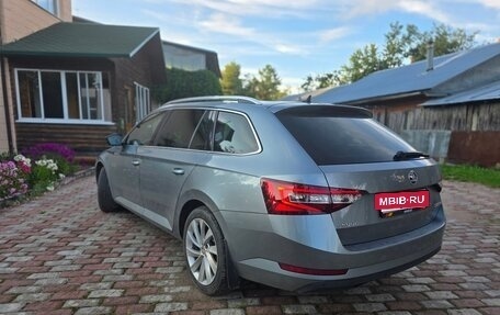 Skoda Superb III рестайлинг, 2017 год, 2 400 000 рублей, 6 фотография