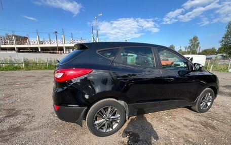 Hyundai ix35 I рестайлинг, 2015 год, 1 400 000 рублей, 2 фотография
