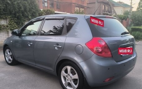KIA cee'd I рестайлинг, 2007 год, 750 000 рублей, 2 фотография