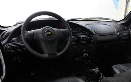 Chevrolet Niva I рестайлинг, 2016 год, 799 000 рублей, 15 фотография