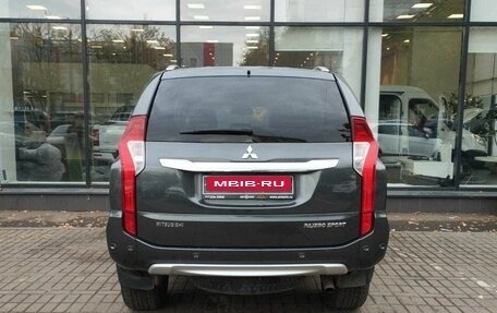 Mitsubishi Pajero Sport III рестайлинг, 2019 год, 2 940 000 рублей, 7 фотография