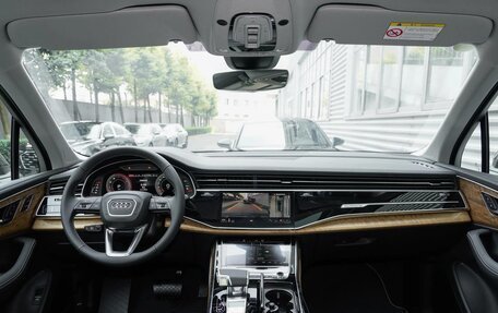 Audi Q7, 2025 год, 10 661 000 рублей, 9 фотография
