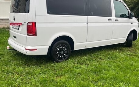 Volkswagen Caravelle T6 рестайлинг, 2018 год, 3 350 000 рублей, 13 фотография